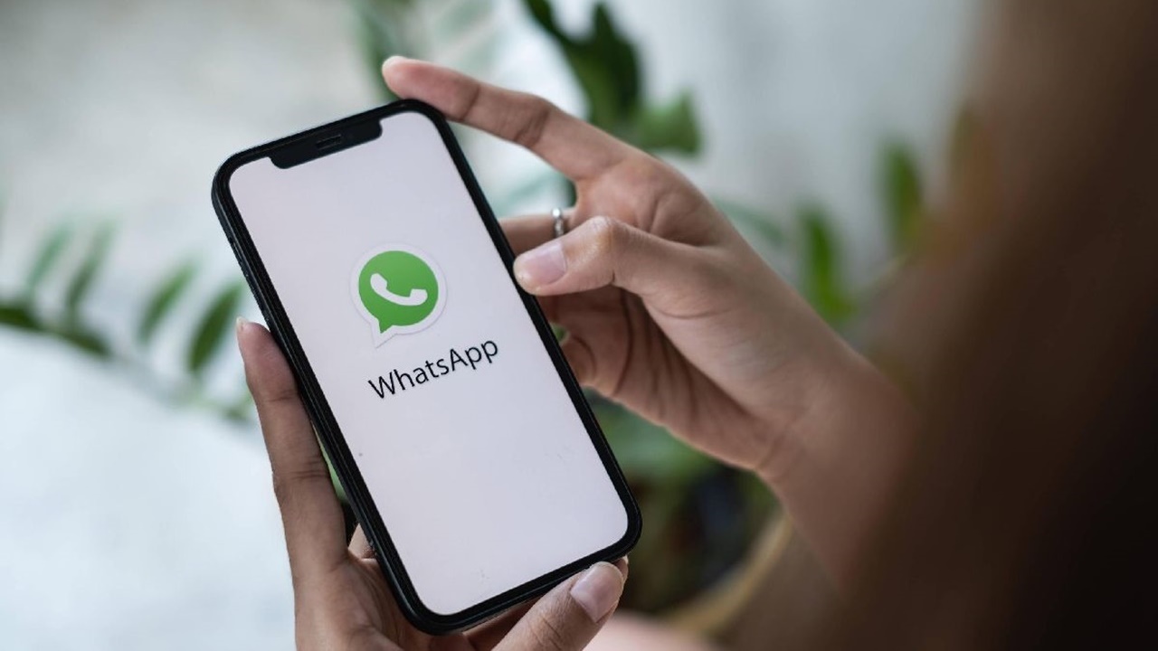 WhatsApp mesajları yönetici incelemesi ile denetlenecek - Yeşil Robot