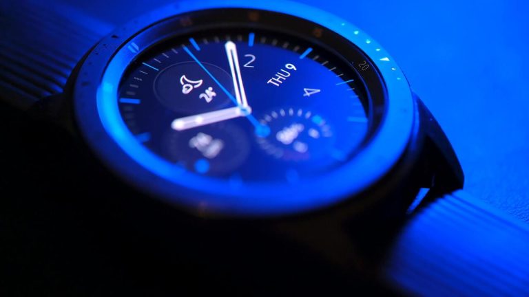 Samsung’dan akıllı saatlere önemli güncelleme desteği