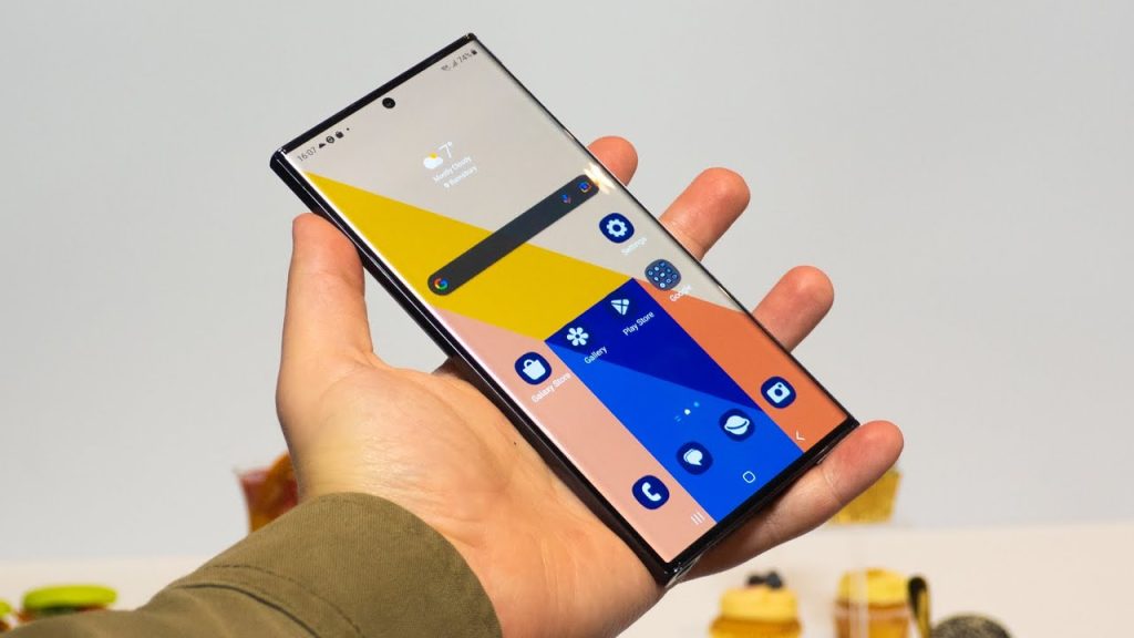 Samsung'un Android 15 güncellemesi ertelendi! Şimdi ne olacak