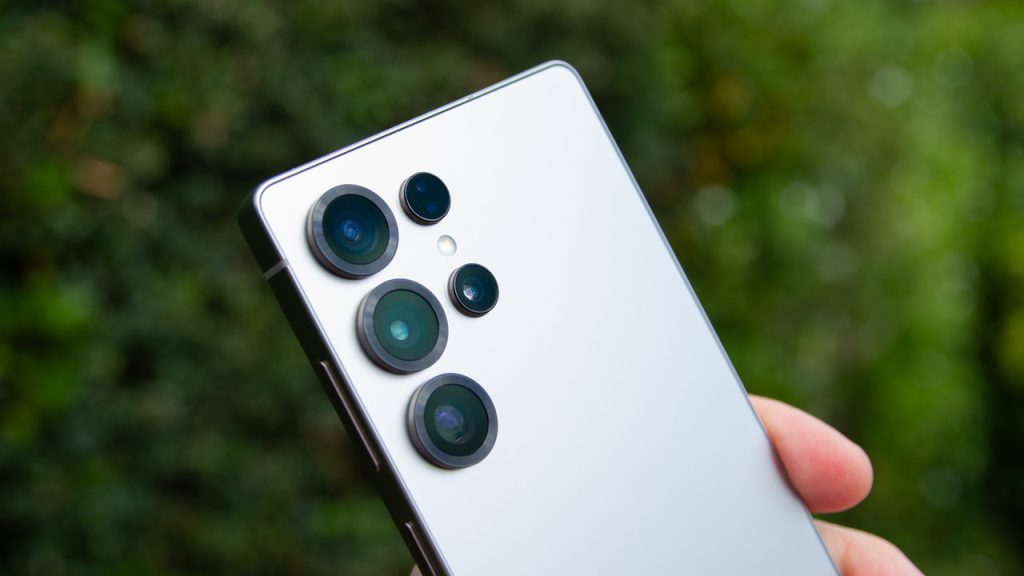 Galaxy S26 Ultra, yeni ekran teknolojisi sunacak
