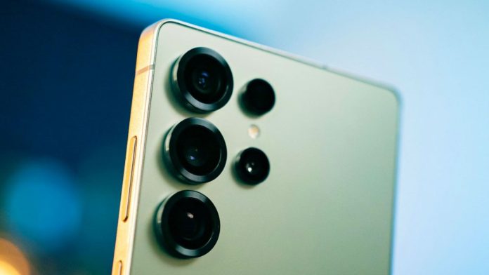 samsung-galaxy-s27-ultrada-yuz-tanimada-devrim-1