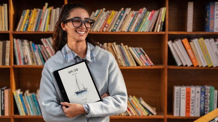 gsmarena_003 (1) TCL Note A1 NXTPAPER