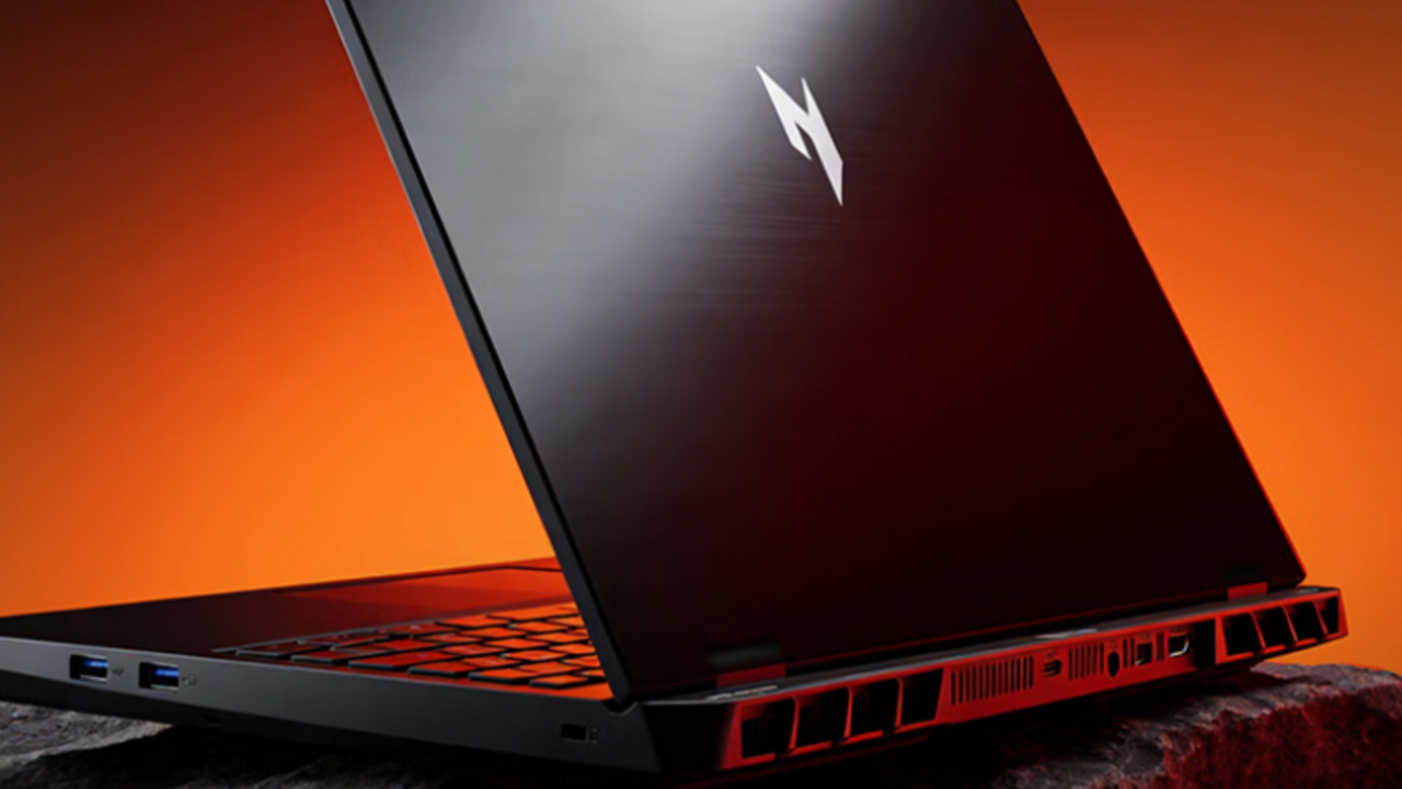 Acer Shadow Knight Neo 16