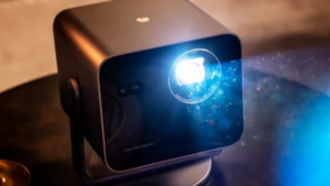 Leica akıllı projektör modeli