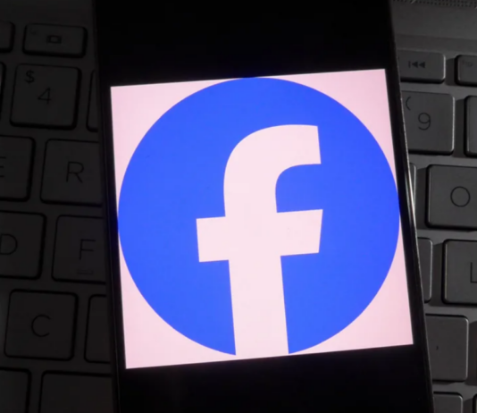 Facebook doğrulama rozeti