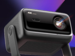 4K projektör
