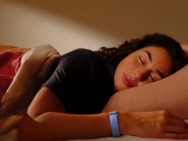 Google Fitbit Air ile Giyilebilir Teknolojiye Yeni Model Ekledi Google Fitbit Air özellikleri