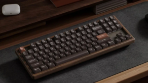 Keychron K8 HE ahşap klavye