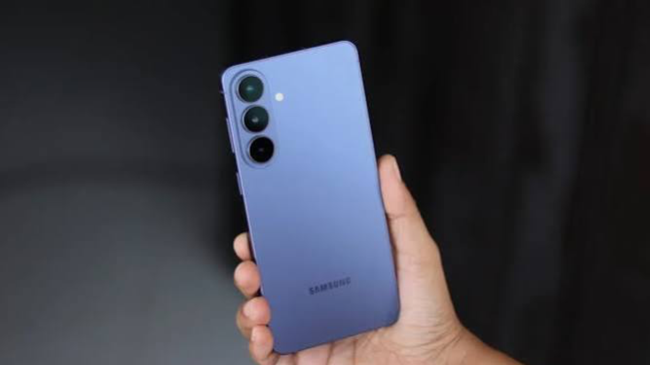 Galaxy S27 ekran üretimi